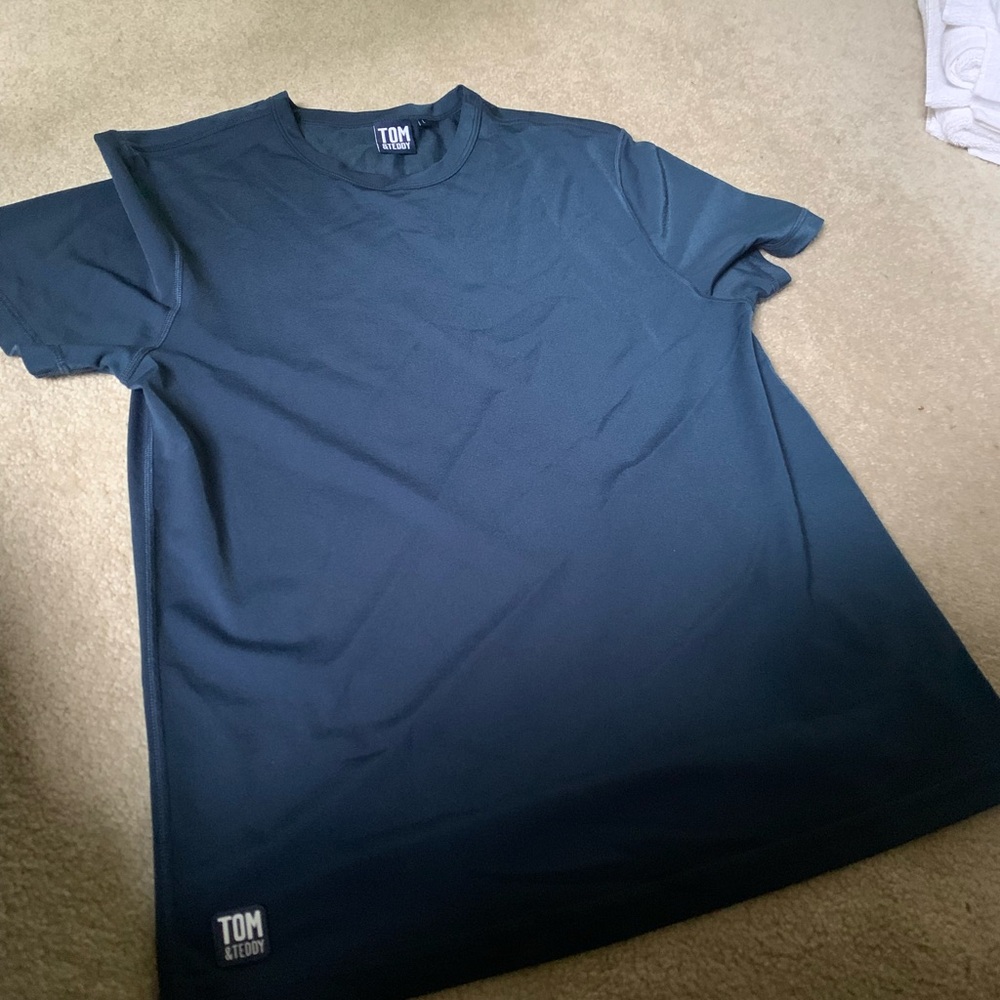 Tom & Teddy Men’s Rash Gaurd - Picture 2 of 4